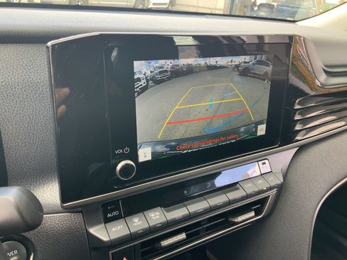 Used 2025 Toyota Camry LE FWD image 19