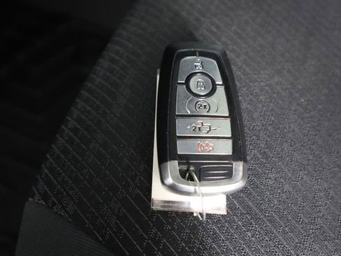 Certified 2022 Ford F150 XLT w/ Equipment Group 302A High image 35