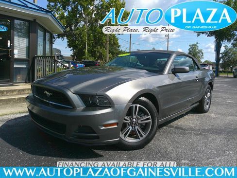 Used 2013 Ford Mustang Premium RWD image 1