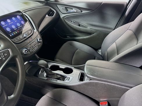 Used 2023 Chevrolet Malibu LT FWD image 24