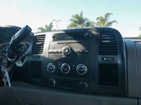 Used 2012 Chevrolet Silverado 3500 W/T image 12