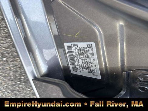 Used 2024 Nissan Sentra SV image 19