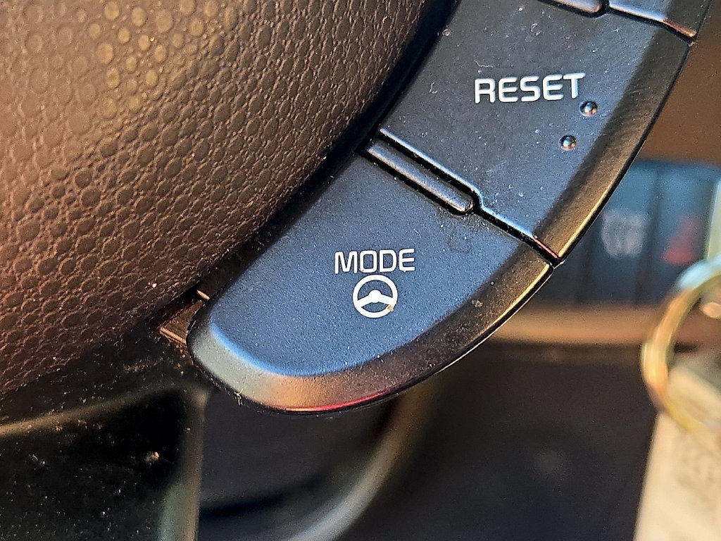 Used 2016 Kia Soul + FWD image 25