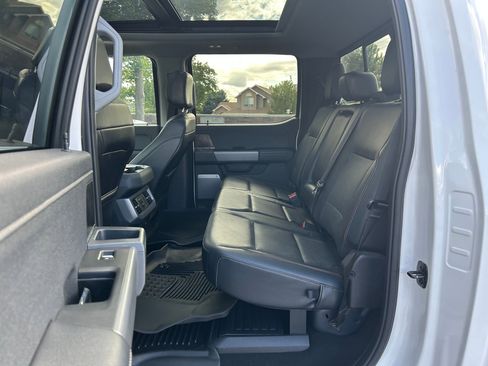 Used 2024 Ford F350 Lariat w/ Lariat Ultimate Package AWD/4WD image 24