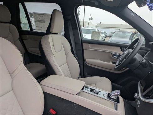 New 2026 Volvo XC90 B5 Plus w/ Protection Package image 14