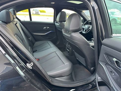 Used 2022 BMW 330i xDrive Sedan w/ Driving Assistance Package image 15