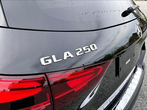 Certified 2026 Mercedes-Benz GLA 250 4MATIC image 27