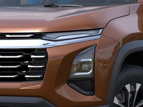 New 2027 Chevrolet Equinox LT FWD image 10