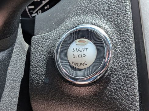 Used 2017 Nissan Altima 2.5 SV FWD image 22