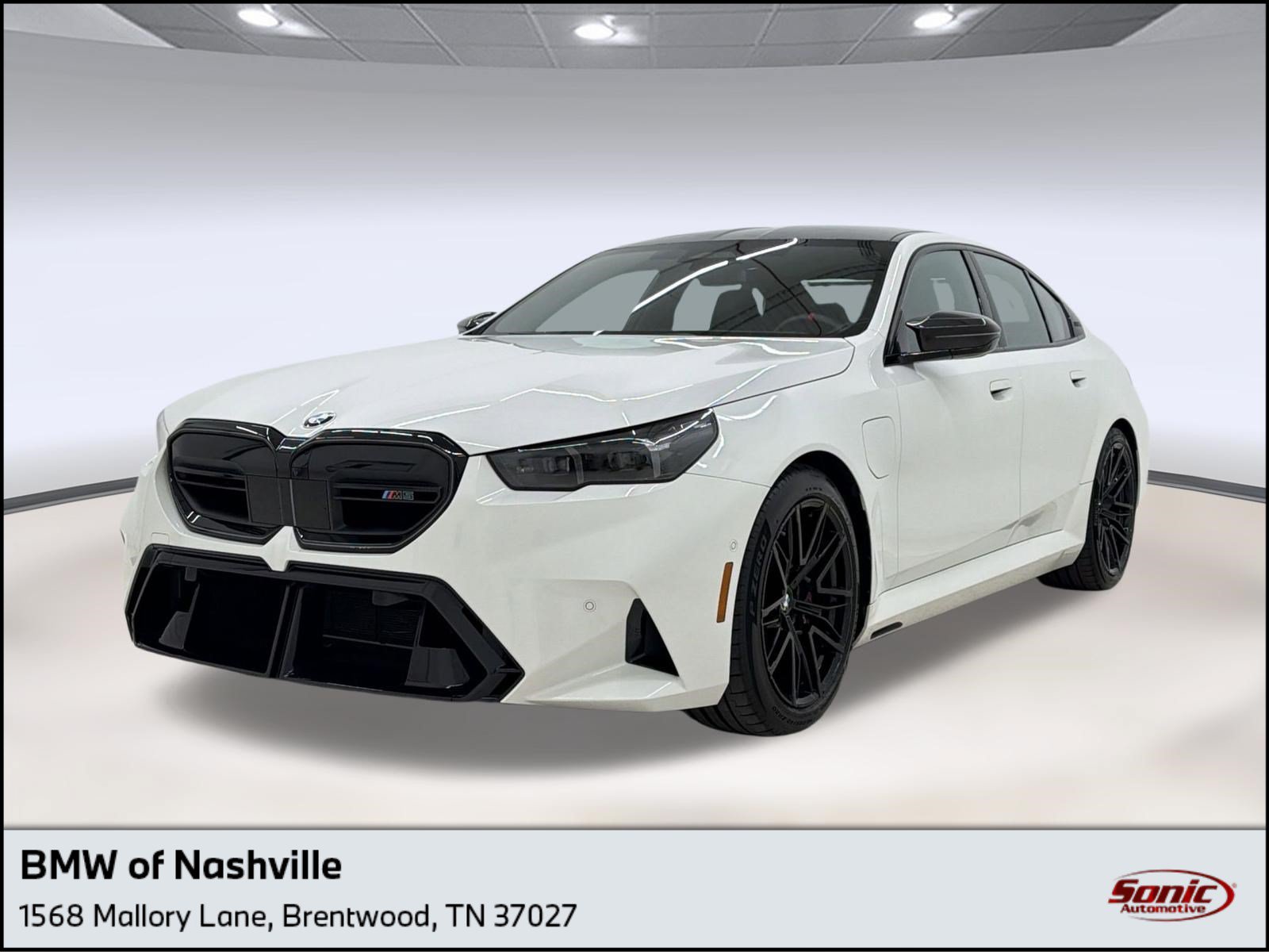 Used 2025 BMW M5 w/ Carbon Package AWD/4WD image 1
