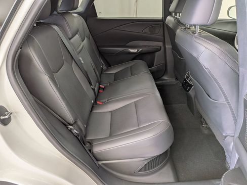 Used 2025 Lexus RX 350 w/ Convenience Package AWD/4WD image 32