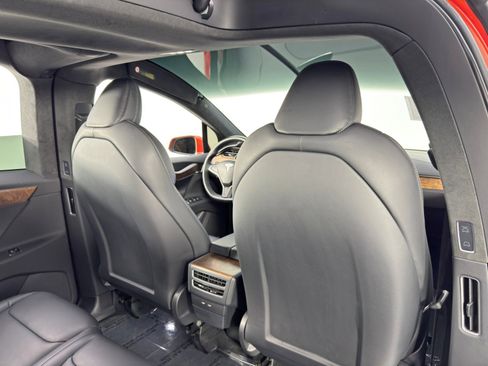 Used 2020 Tesla Model X Long Range image 35