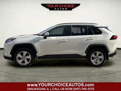 Used 2021 Toyota RAV4 XLE Premium AWD/4WD image 2