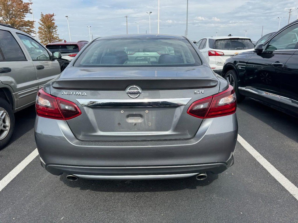 Used 2018 Nissan Altima 2.5 SR FWD image 3