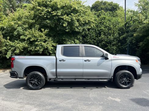 Used 2024 Chevrolet Silverado 1500 Custom Trail Boss AWD/4WD image 10