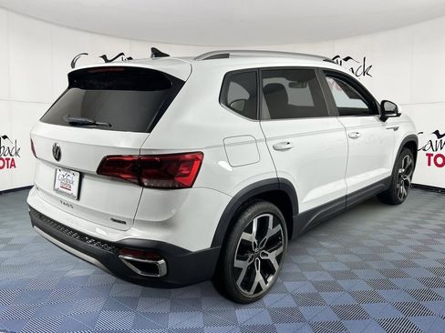 Used 2022 Volkswagen Taos SEL image 7
