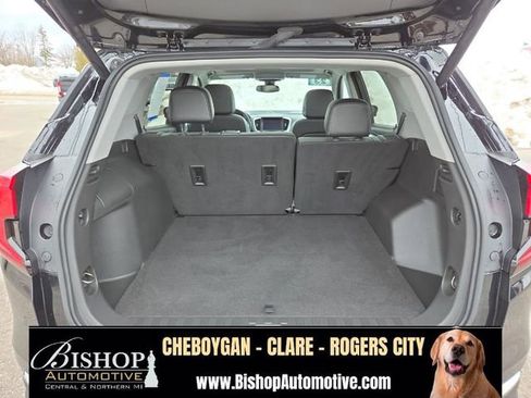 Used 2023 GMC Terrain SLT AWD/4WD image 35