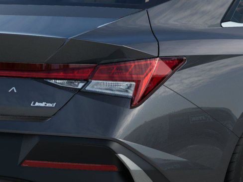 New 2026 Hyundai Elantra Limited FWD image 48