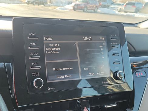 Used 2022 Toyota Camry LE image 25