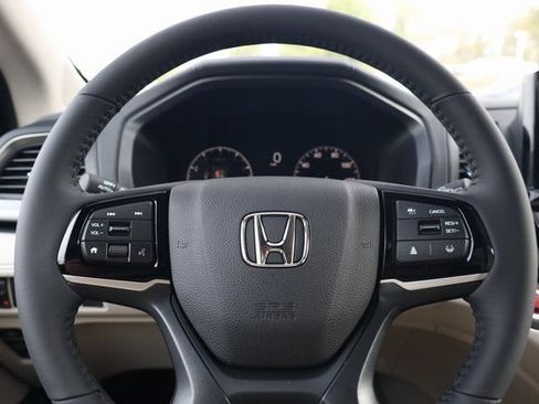 New 2026 Honda Odyssey EX-L image 18