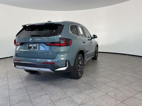 Used 2025 BMW X1 xDrive28i AWD/4WD image 9