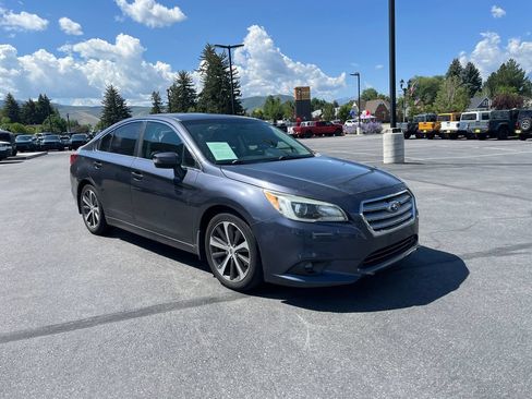 Used 2015 Subaru Legacy 3.6R Limited AWD/4WD image 3