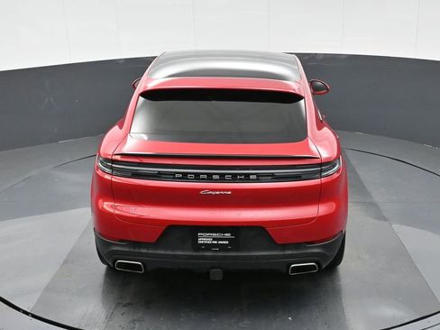 Certified 2024 Porsche Cayenne Coupe image 29