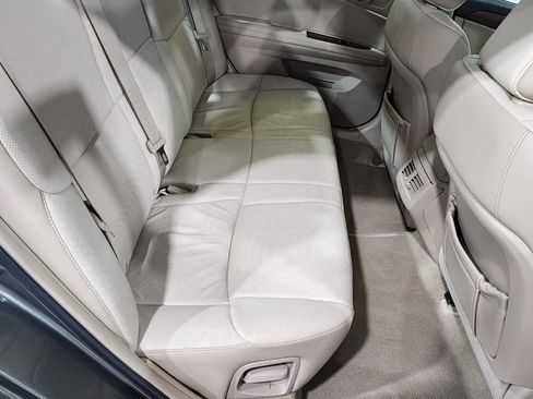 Used 2011 Toyota Avalon Limited FWD image 21