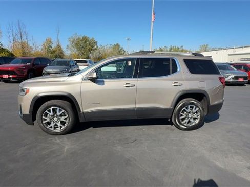 Certified 2023 GMC Acadia SLE w/ Driver Convenience Package image 5