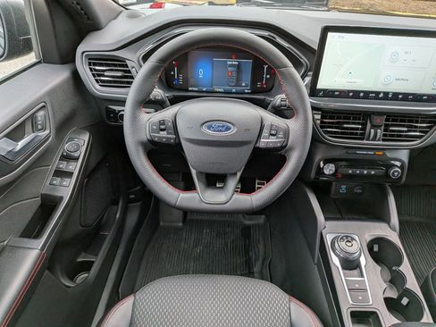 Certified 2023 Ford Escape ST-Line w/ Tech Pack #1 image 18