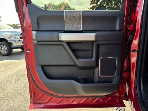 Used 2017 Ford F250 Lariat w/ Lariat Ultimate Package image 19