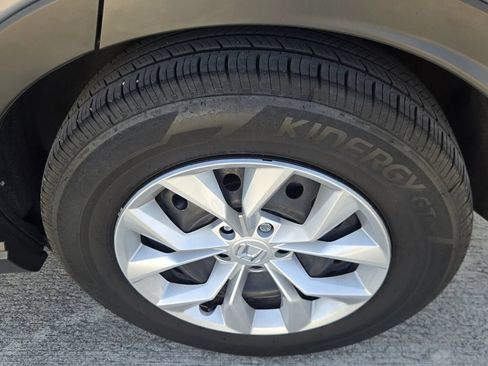 Used 2024 Honda CR-V LX image 5