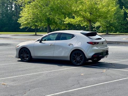 Used 2024 MAZDA MAZDA3 Hatchback w/Premium Plus Pkg AWD/4WD image 4