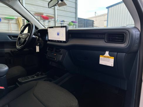Used 2025 Ford Maverick XL w/ Equipment Group 101A AWD/4WD image 16