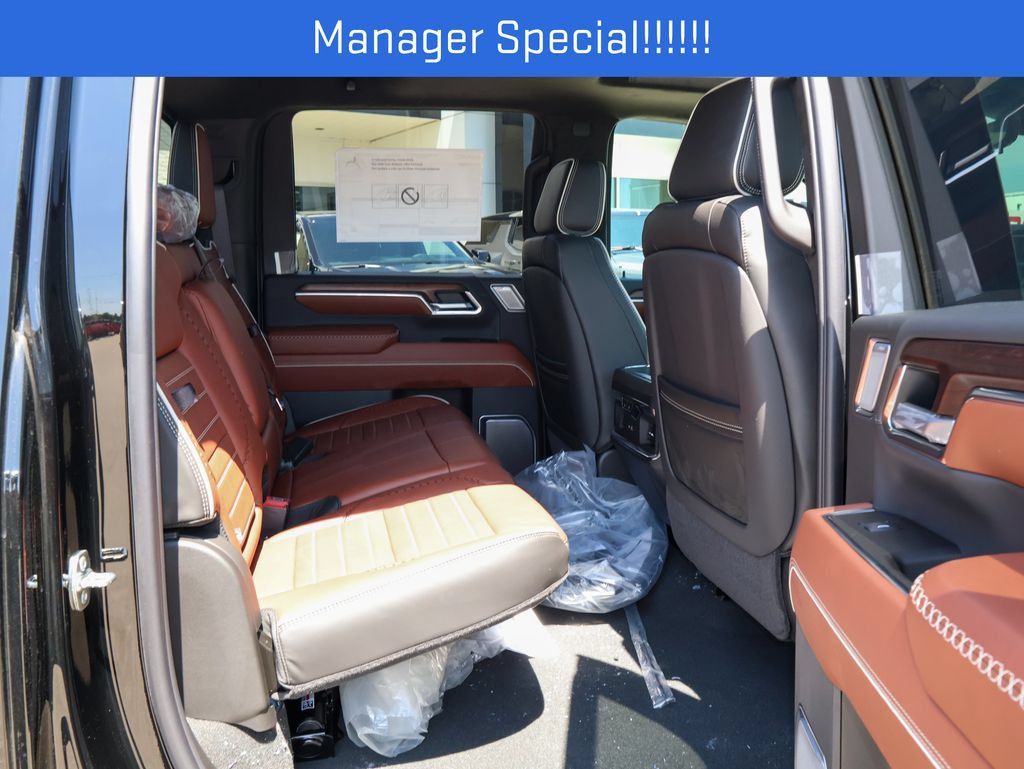 New 2026 GMC Sierra 3500 Denali Ultimate AWD/4WD image 35