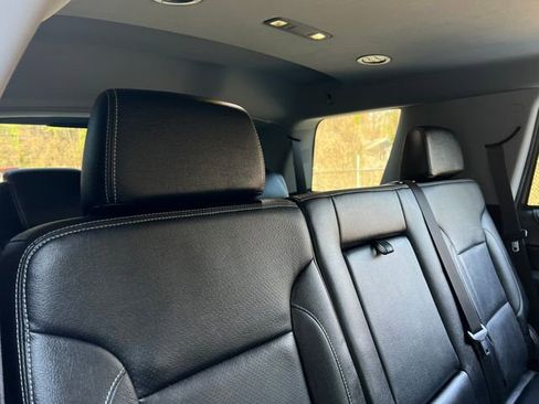 Used 2019 GMC Yukon SLE w/ Convenience Package image 27
