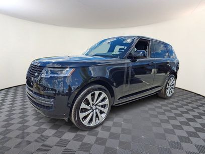 New 2025 Land Rover Range Rover SE