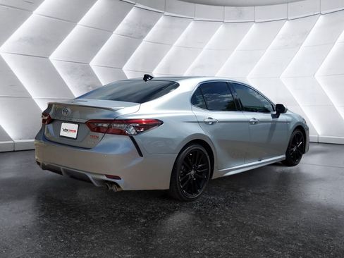 Used 2024 Toyota Camry XSE w/ Navigation Package FWD image 4