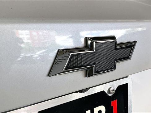 Used 2023 Chevrolet Blazer RS FWD image 30