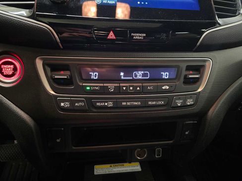 Used 2022 Honda Pilot TrailSport image 28