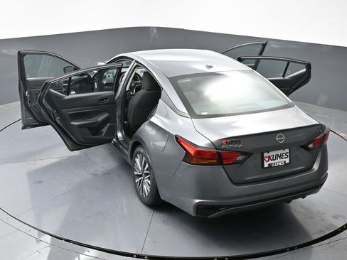 Used 2024 Nissan Altima 2.5 SV image 69