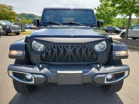 Used 2020 Jeep Wrangler Unlimited Sahara w/ Cold Weather Group AWD/4WD image 22