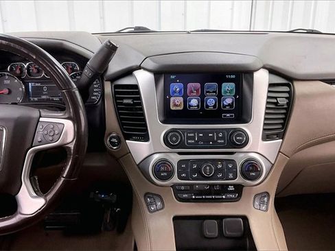 Used 2019 GMC Yukon XL SLT w/ Open Road Package image 6