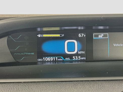 Used 2017 Toyota Prius Prime Premium FWD image 18
