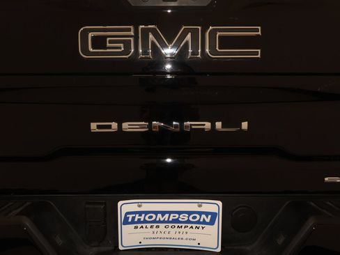 Used 2025 GMC Sierra 3500 Denali Ultimate AWD/4WD image 39