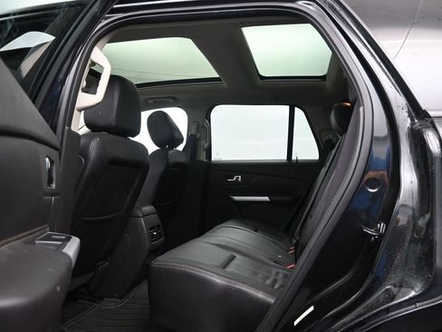 Used 2013 Ford Edge SEL FWD image 16