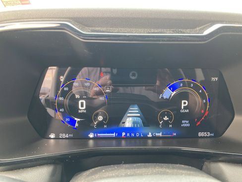 Certified 2024 Chevrolet Colorado LT w/ LT Convenience Package II image 15