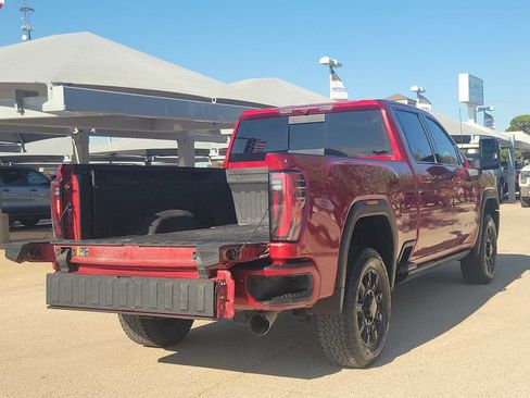 Used 2024 GMC Sierra 2500 AT4 w/ AT4 Preferred Package AWD/4WD image 23