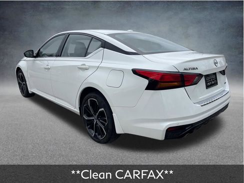Used 2023 Nissan Altima 2.5 SR AWD/4WD image 3