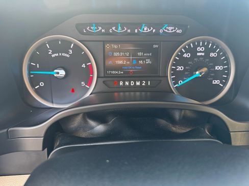 Used 2019 Ford F250 XLT w/ XLT Value Package image 18